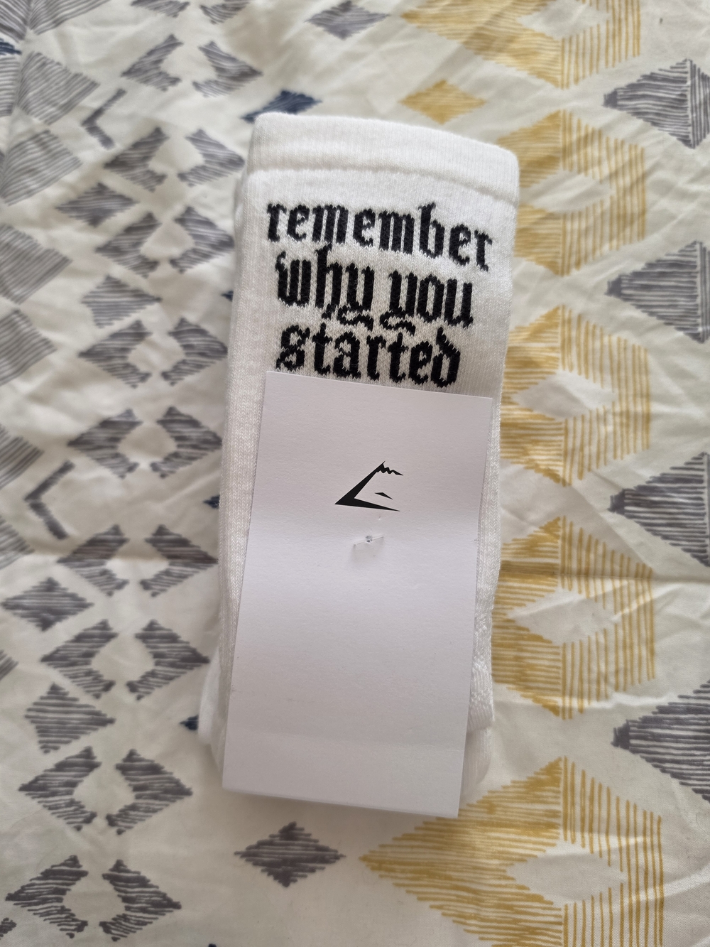 Gymshark M 7-9 White Crew Socks with Black Motivational Text